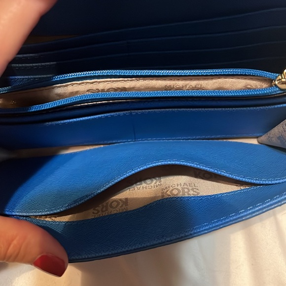 NWOT…Michael Kors Mimi Large Bifold Wallet blue - Picture 8 of 9